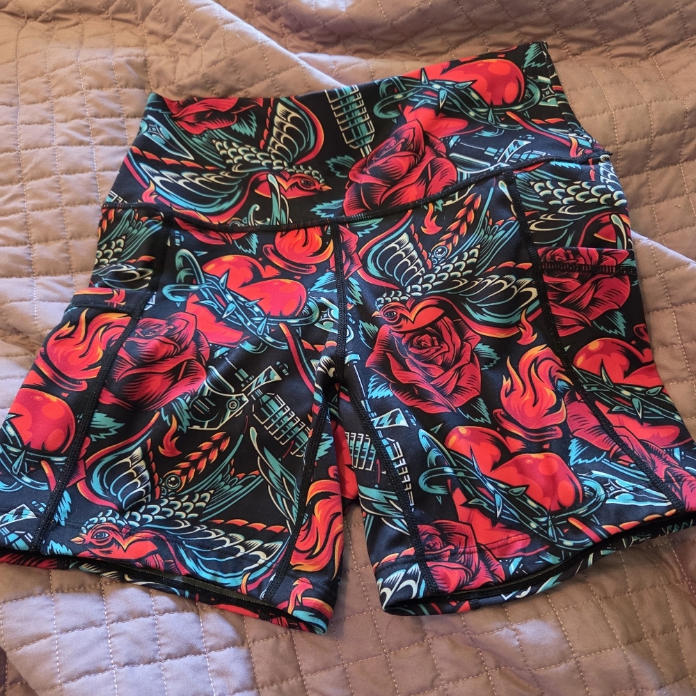 Tattoo Gun CVG Leggings